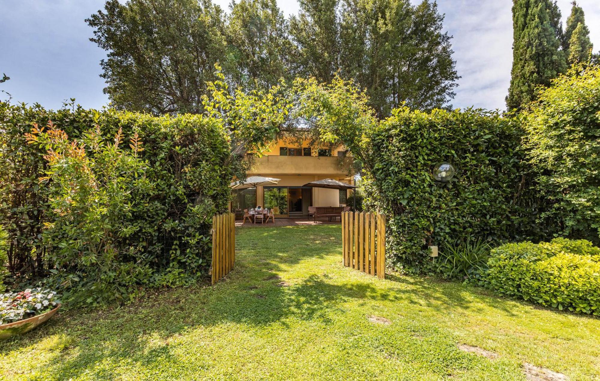 Villa Elena Пиза Экстерьер фото